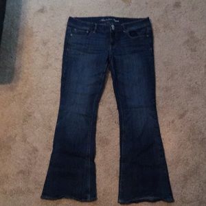 AE Artist jeans